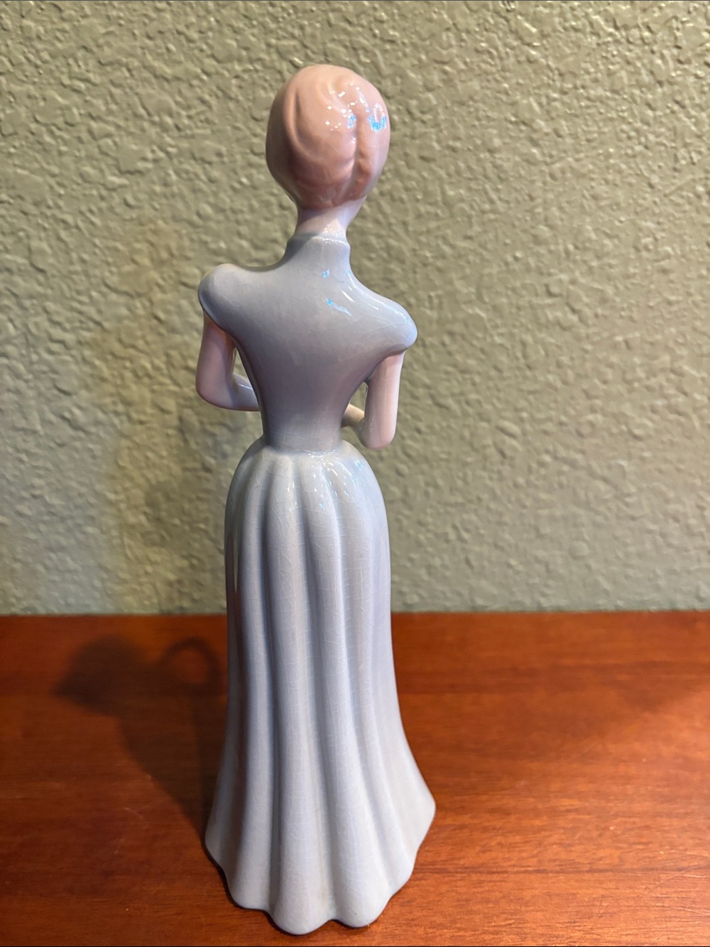 Elegant Mid Century Modern Lady - Figurine - Picture 4 of 6